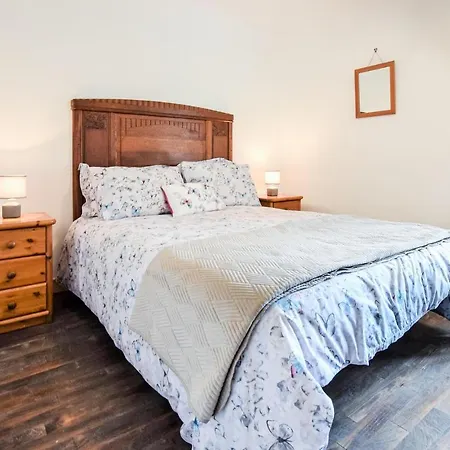 1 Bedroom Lovely In בית נופש *