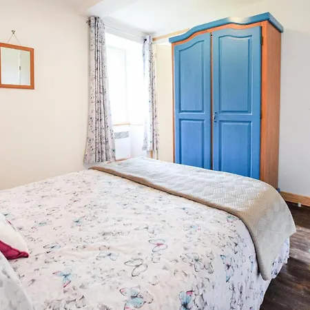 1 Bedroom Lovely In בית נופש Saint-Sever-Calvados