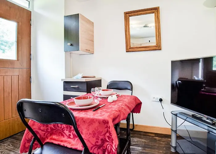 Stunning In 別荘 Saint-Sever-Calvados