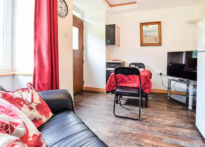 Stunning In Saint-Sever-Calvados